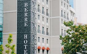 Mia Berre Hotels